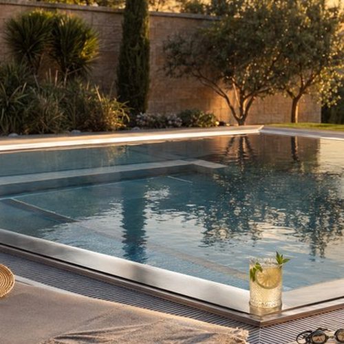 Welche Garantiebedingungen sind bei Edelstahlpools relevant?